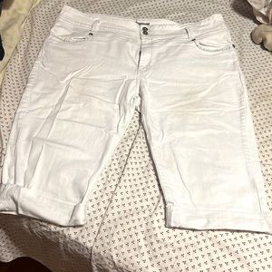 White Denim Capris